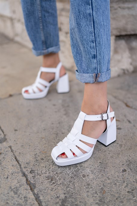 Silvia Beyaz   Platform   Topuklu Ayakkabı